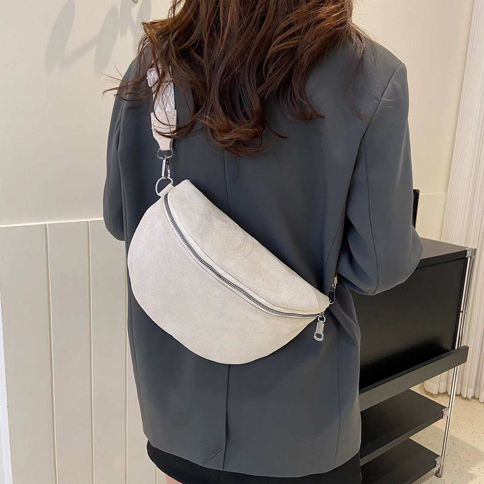 Women Casual Sling Bag PU Leather Chest Bag Solid Shoulder Bag Adjustable Wide Strap Half Moon Crossbody Bag Stylish Satchel Bag